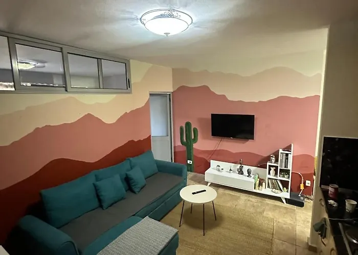 Central Apartment Tirana Lägenhet *