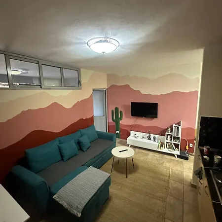 Central Apartment Tirana Apartament *